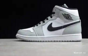 LIGHT SMOKE 1 GREY JORDAN MID AIR 0519